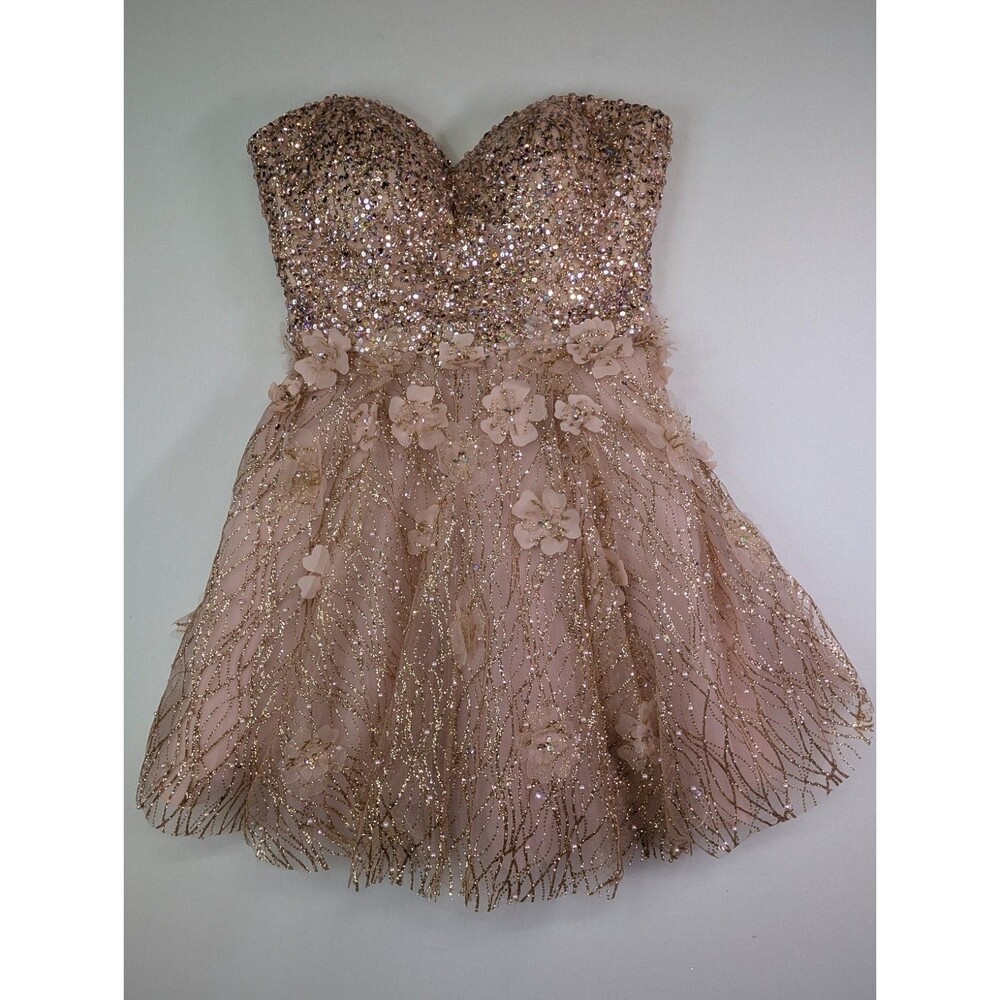 Mori Lee Homecoming/Prom/Sweet 16/Formal/ Sz 8